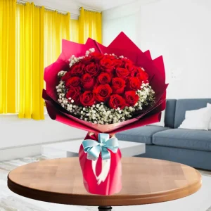 25 Romantic Red Roses