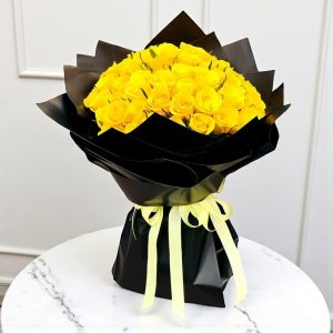 20 Bright Yellow Roses Bouquet