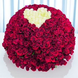 Giant Red Roses Bouquet